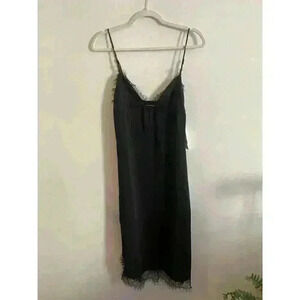 NWT $148 URBAN OUTFITTERS Capulet Black Lace Chemise Slip‎ Dress Side Slit Small